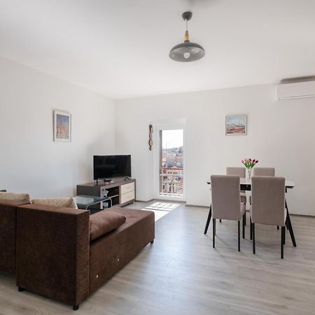 Apartment Gioia 罗维尼 外观 照片